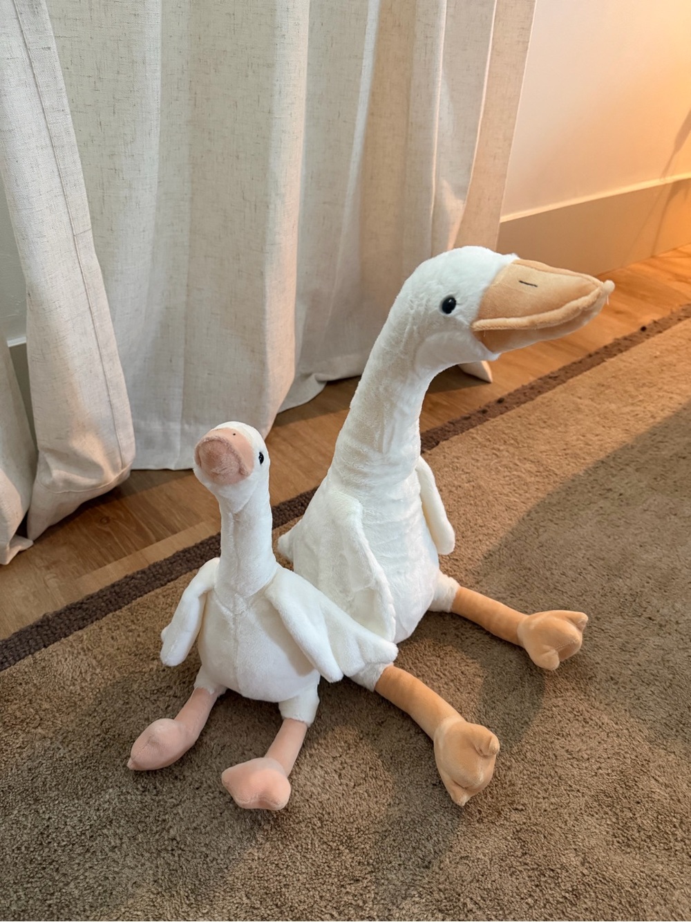 Plush White Goose Toy - Soft Stuffed Bird